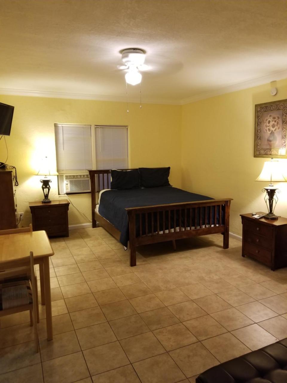 Charter House Motel Hollywood Zewnętrze zdjęcie